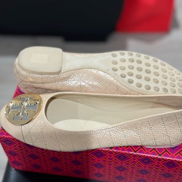 Tory Burch Women Flats Size 9 - Picture 2 of 4